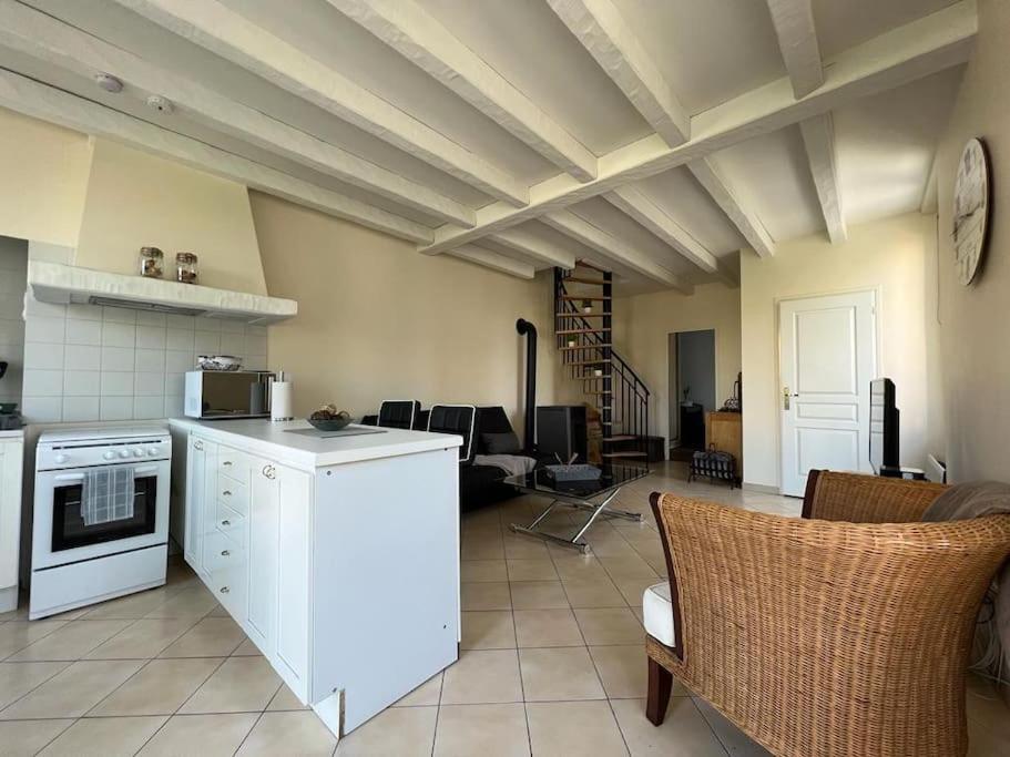 Chez Tonio - Montereau Apartment Bagian luar foto